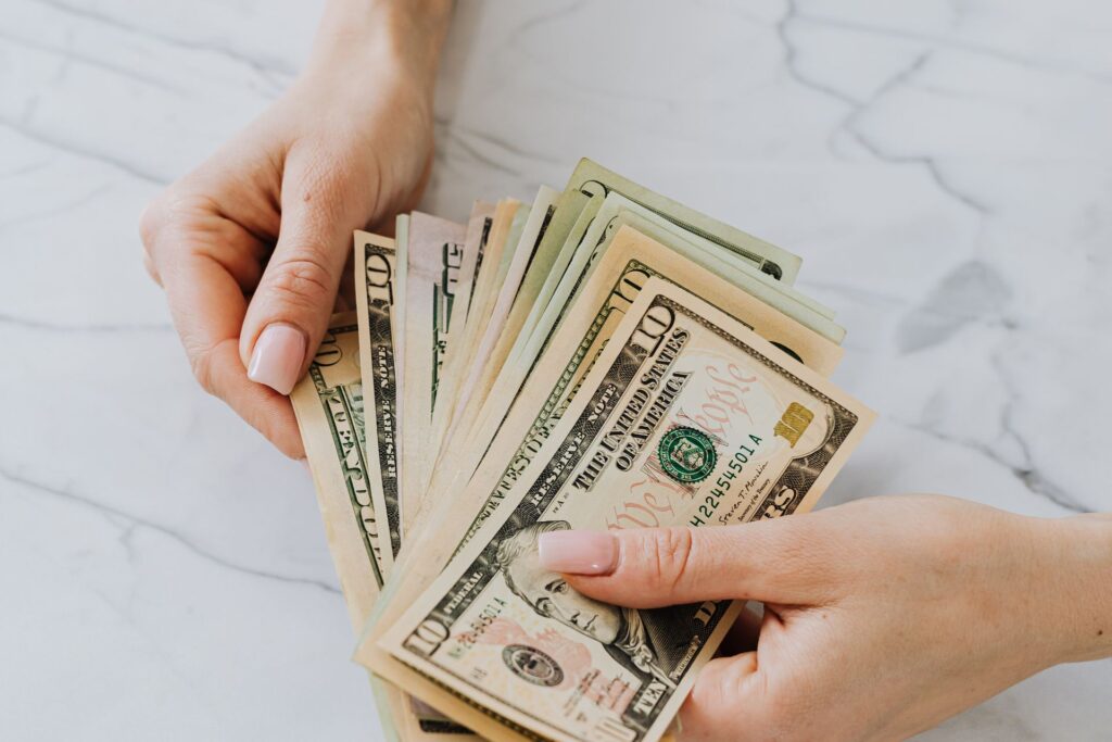Beginner's Guide to Building Wealth: 10 Habits That Actually Work Beginner's Guide to Building Wealth